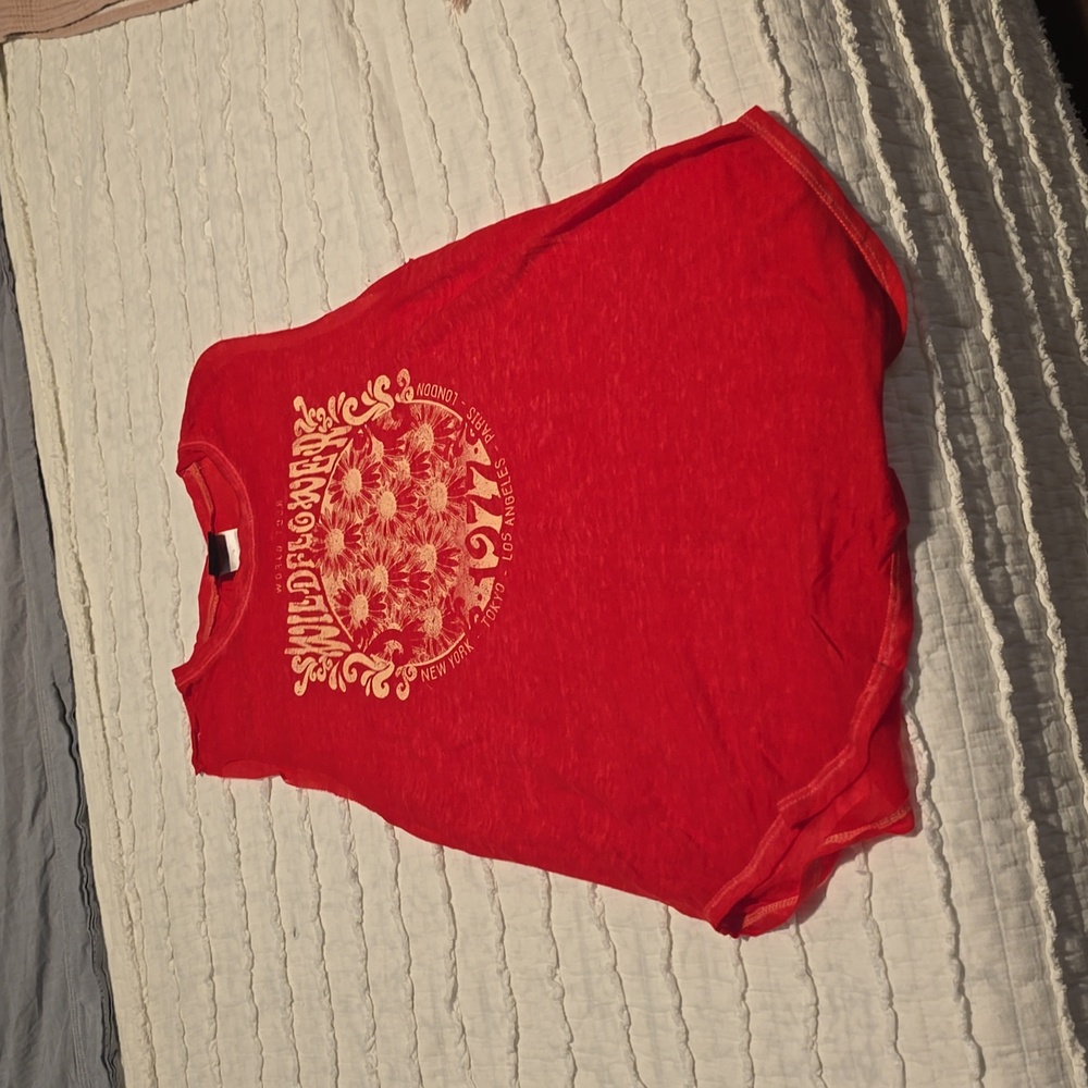Lightweight tank top